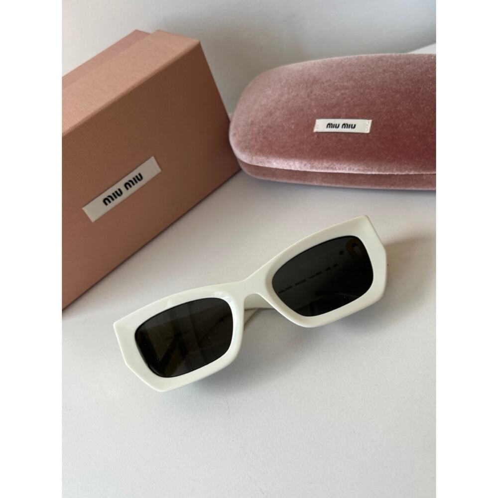 NEW Miu Miu MU09WS White Cat Eye Sunglasses - Picture 2 of 8